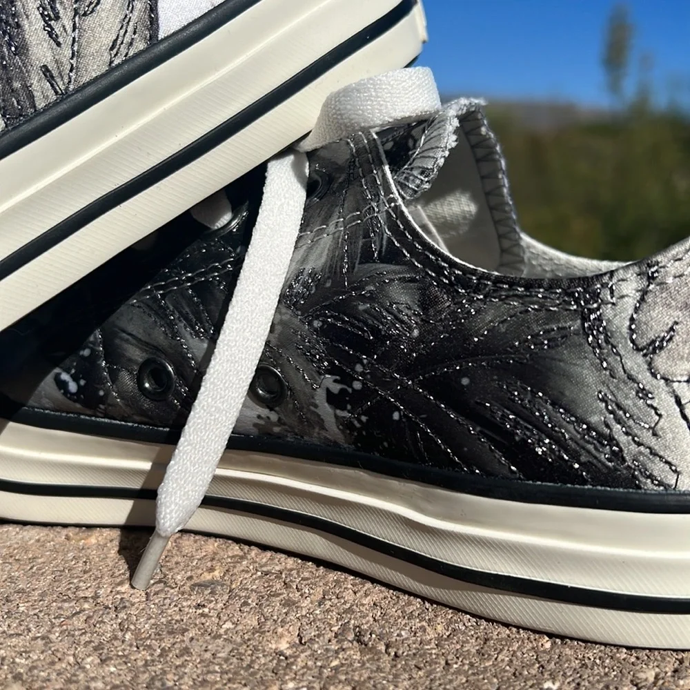 🪶 New Embroidered Feathers Converse CTAS Gray & Black Low Top Boho Sneakers - Picture 12 of 16